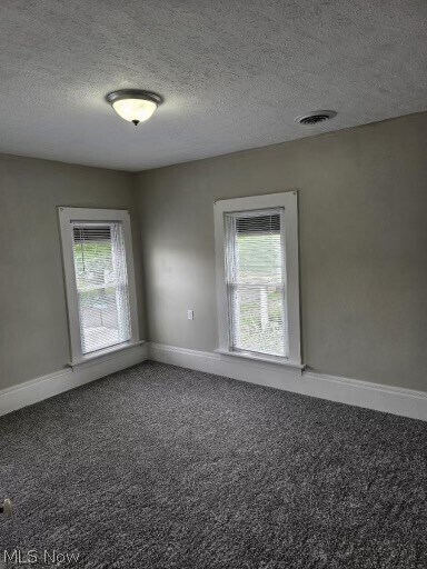 Building Photo - 346 2nd St NE