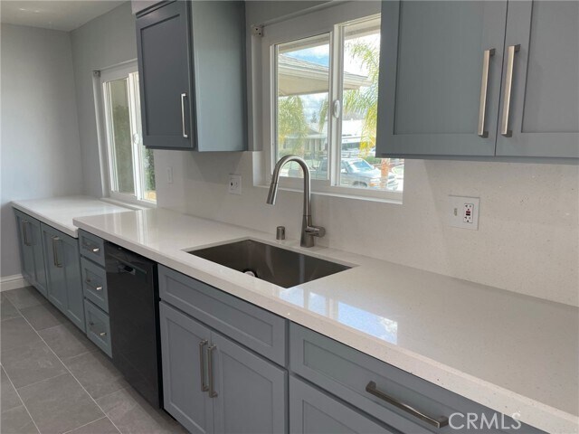 Foto del edificio - 25876 Whitman Rd