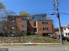 Building Photo - 1510 N Rolfe St