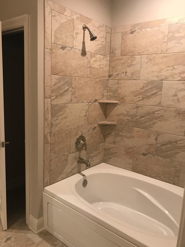 Foto del edificio - 17847 H.S. Brignac Dr