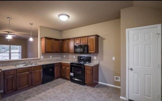 Building Photo - 12032 Big Ridge Cir