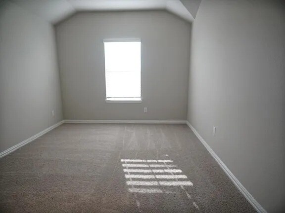 Foto del edificio - 3921 River Rock Ave