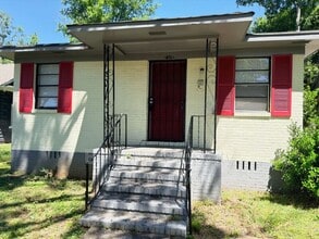 Building Photo - 737 47th St N