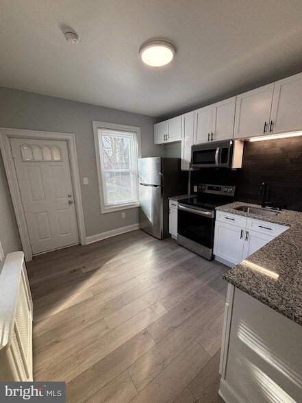 Foto del edificio - 318 E Marshall St