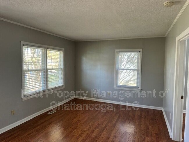 Foto del edificio - 1408 Armour Dr