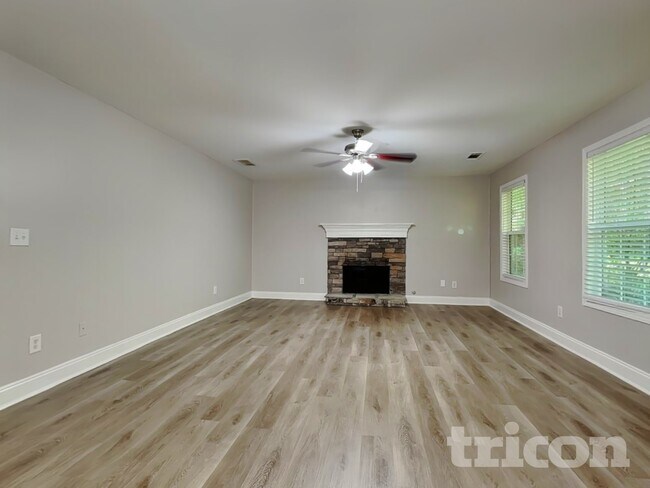 Foto del edificio - 3540 Stoney Creek Way