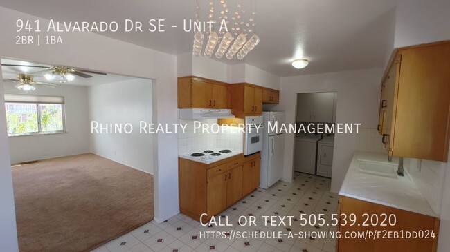 Foto del edificio - Lovely 2 Bedroom, 1 Bath With a Garage In ...