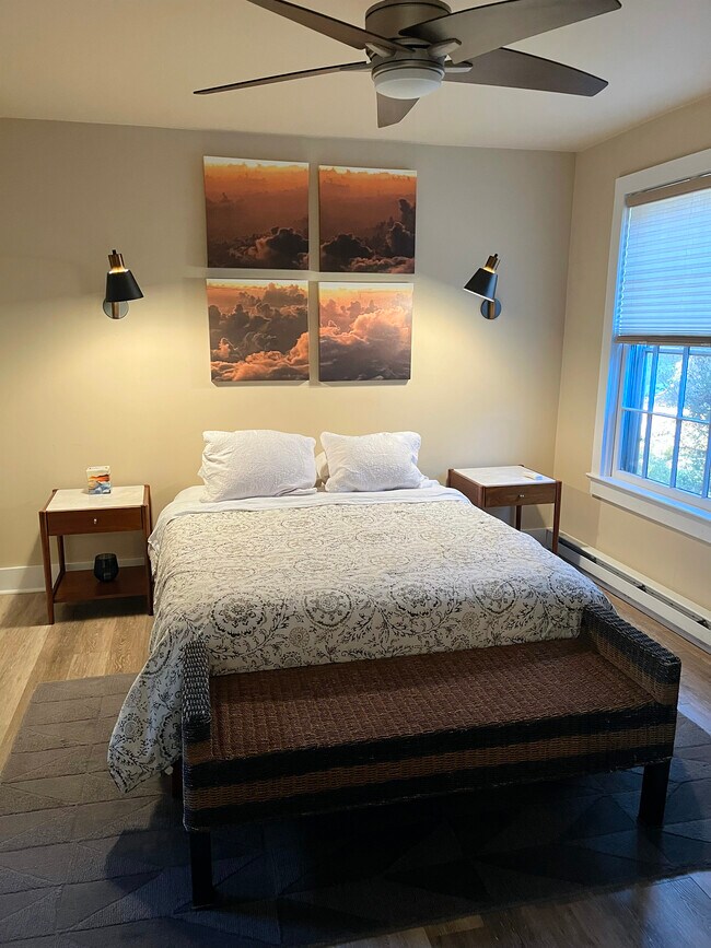 Foto del edificio - 375 Weaverville Rd