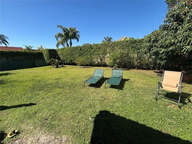 Foto del edificio - 9721 SW 15th Dr