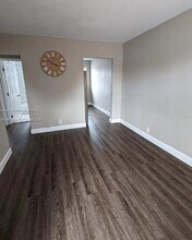 Building Photo - 1761 Ali Baba Ave