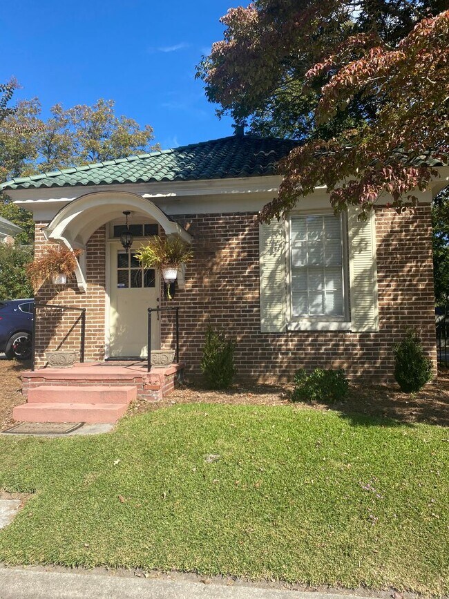 Foto del edificio - Cute Cozy Cottage