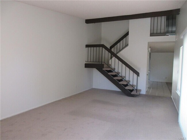 Building Photo - 10020 Larwin Ave