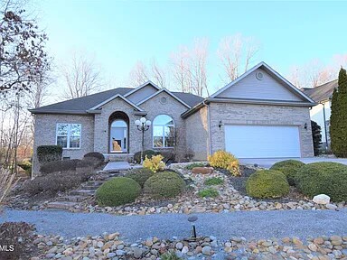 Building Photo - 114 Oohleeno Way