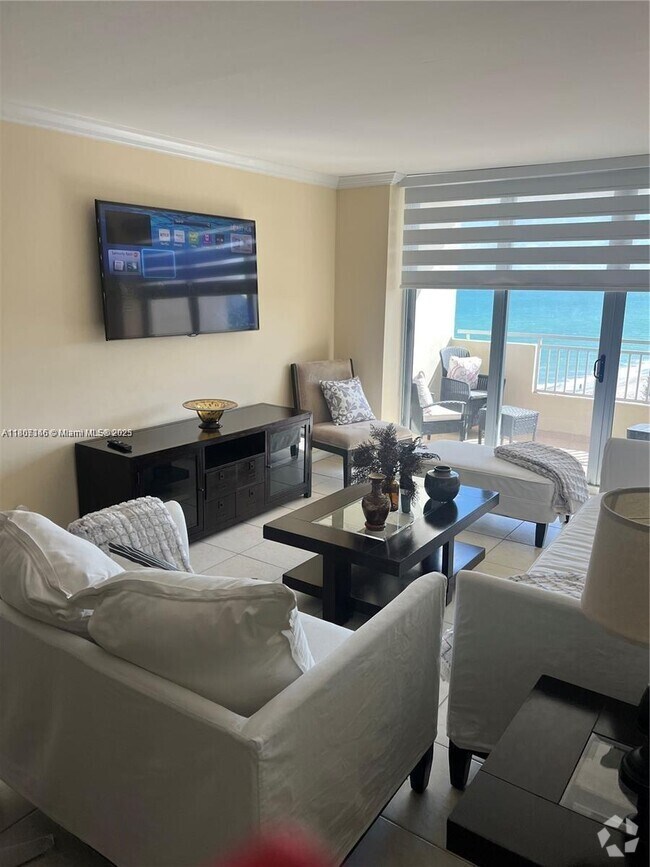 Building Photo - 3180 S Ocean Dr