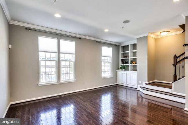 Building Photo - 3023 Hockley Mill Dr