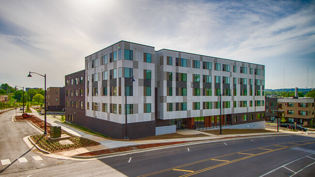 Foto del edificio - 1250 Burge Dr