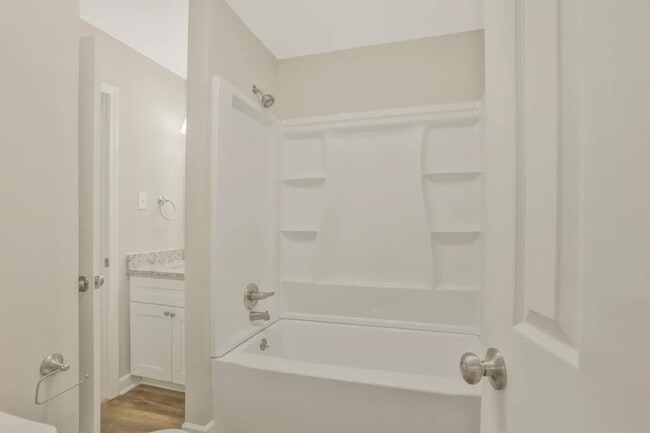 Building Photo - 2585 Hatfield Cir SE