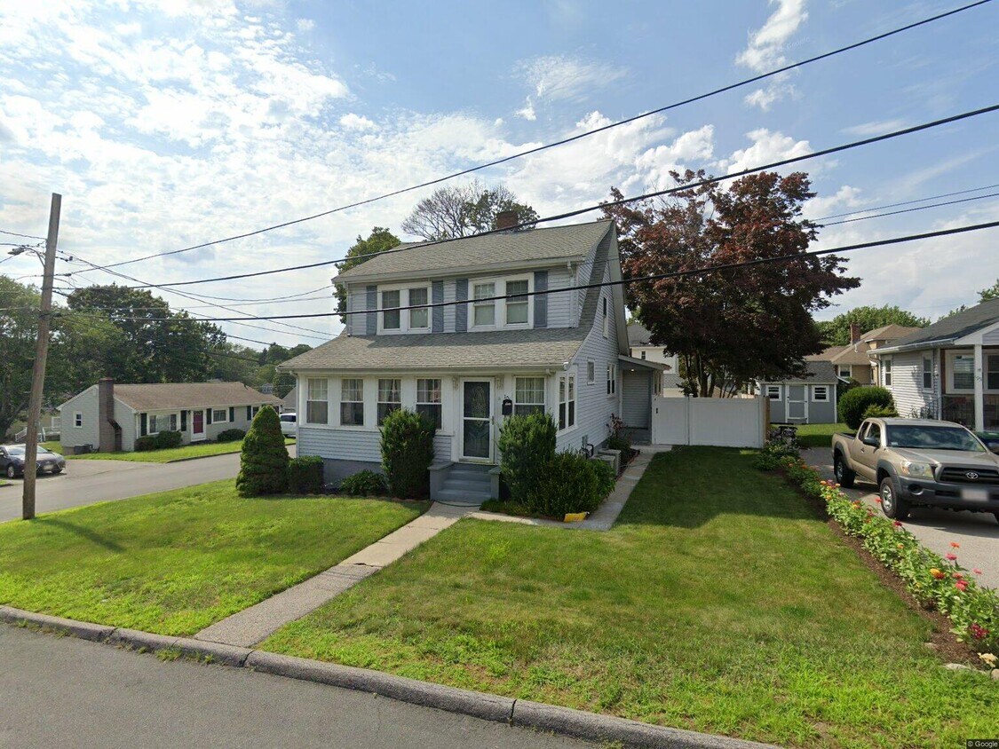 Foto del edificio - 105 Bickford Rd