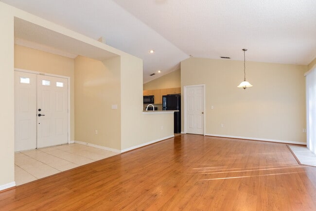 Building Photo - 4519 Weasel Dr