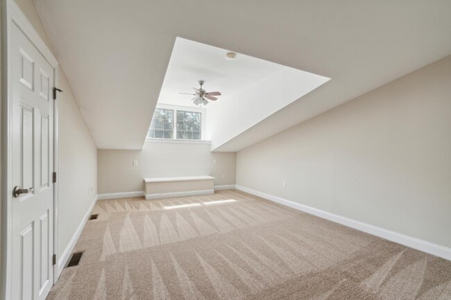 Foto del edificio - 426 W Laurel Ave