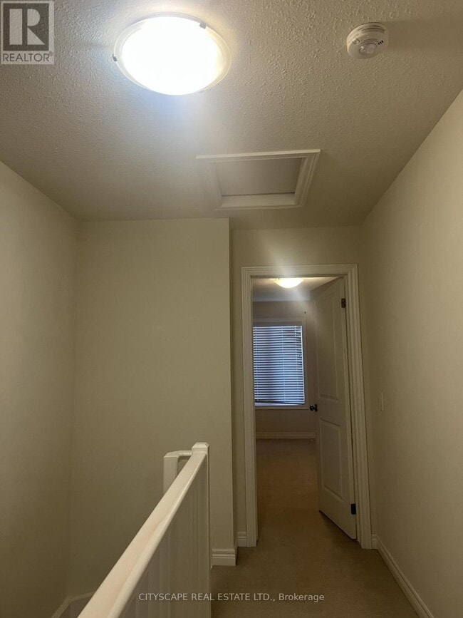 Building Photo - 7768 Ascot Cir