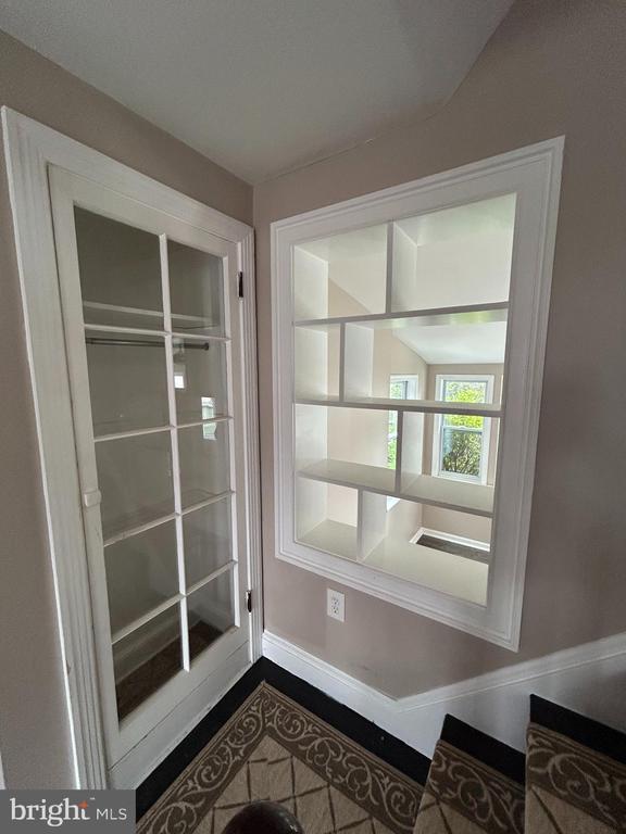 Foto principal - 663 Hawthorne Ave