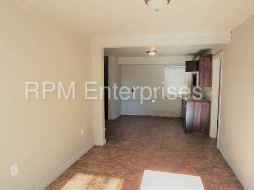 Building Photo - 1613 E Park Pl