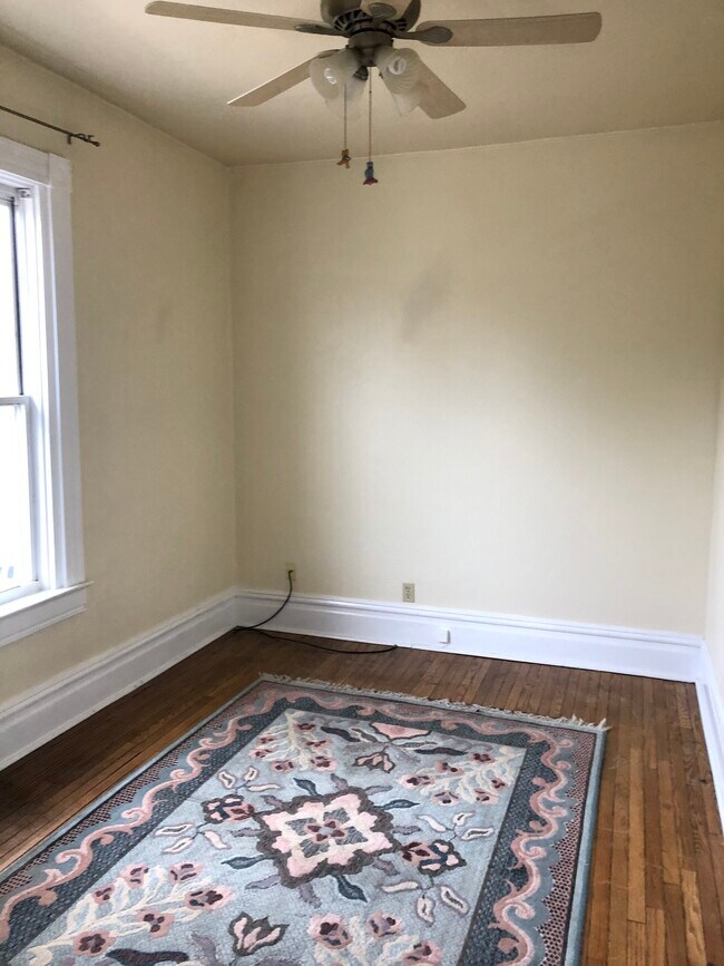 Building Photo - 30 Emerson Ave