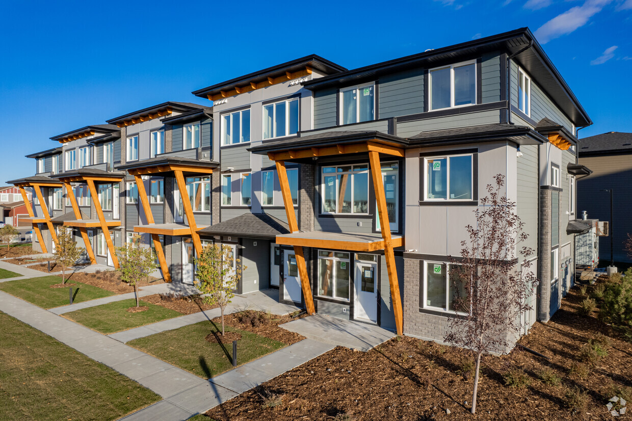 Primary Photo - Essential Livingston Townhomes