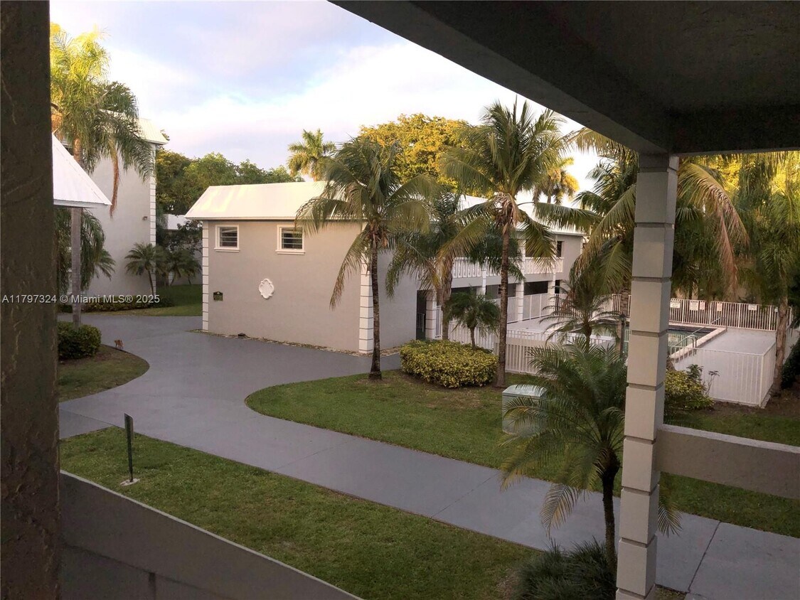 Foto principal - 17255 SW 95th Ave