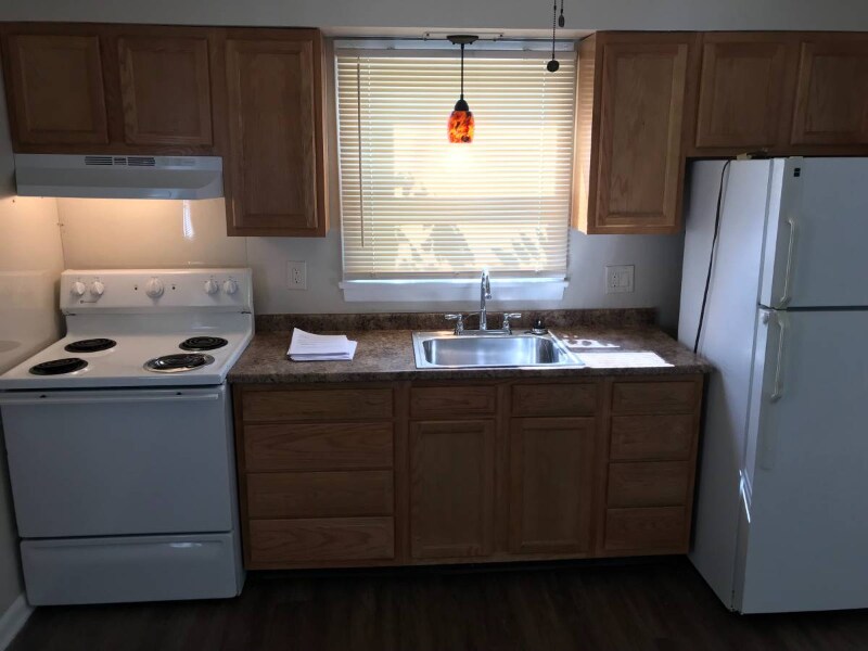 4637 Southern Blvd Unit BOTTOM FLOOR, Youngstown, OH 44512 Room for