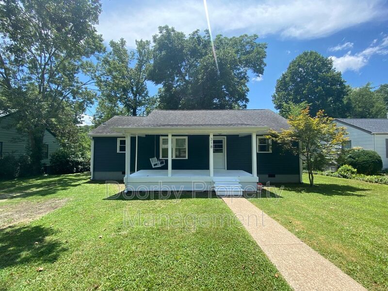 Foto principal - 318 Williams Dr
