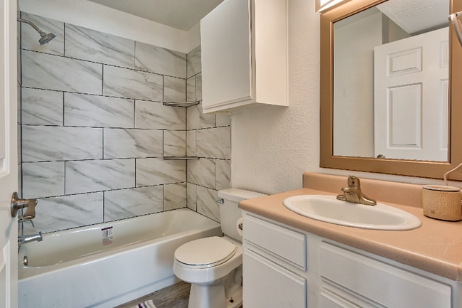 Foto del edificio - 419 S 27th St