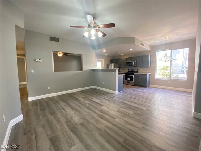 Building Photo - 10011 Crimson Palisades Pl