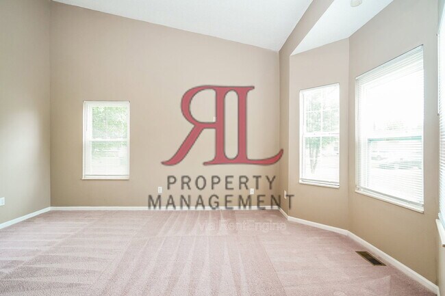 Building Photo - 1640 Butterfly Ct