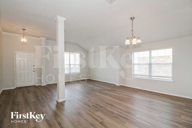 Foto del edificio - 9221 Oldwest Trail