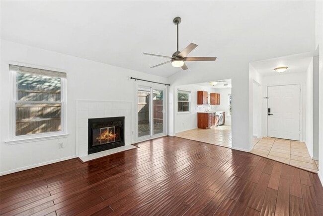 Building Photo - 12320 Cedarspur Rd