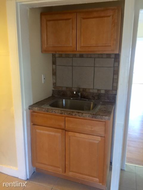 Foto del edificio - 125 Shelton Ave