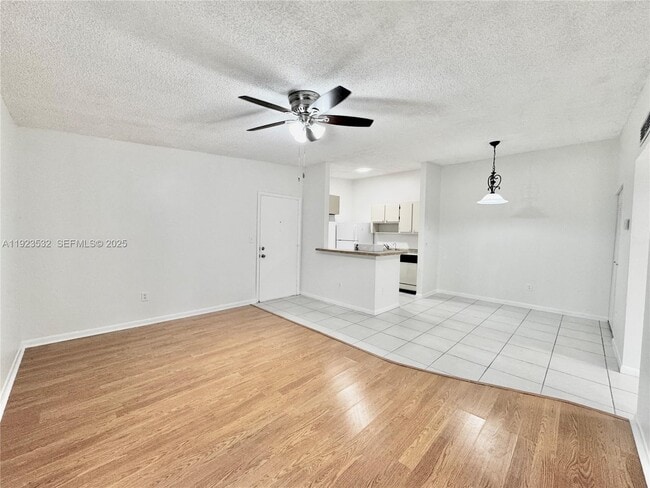 Building Photo - 9411 S Belfort Cir