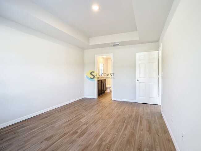 Building Photo - 11210 Rockwell Ave