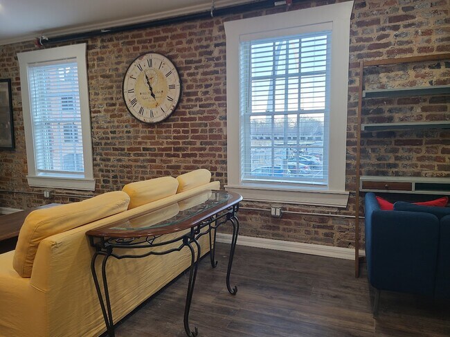 Foto del edificio - 212 Morgan St