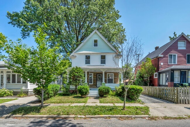 Foto del edificio - 429 Cleveland Rd