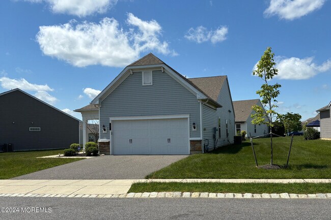 Building Photo - 25 Addlestone Ln