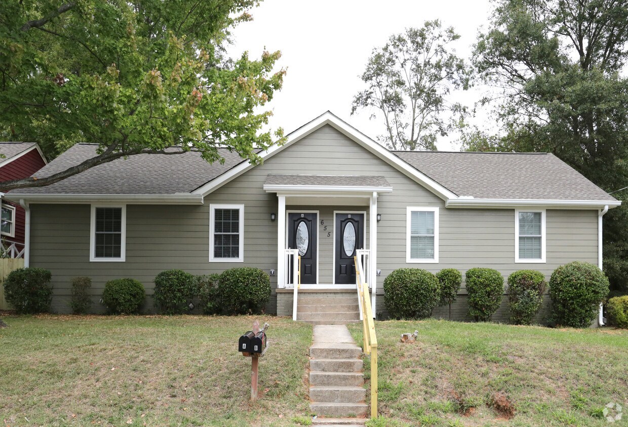 Foto del edificio - 655 Frasier St SE