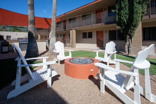 Foto del edificio - TRADEWINDS