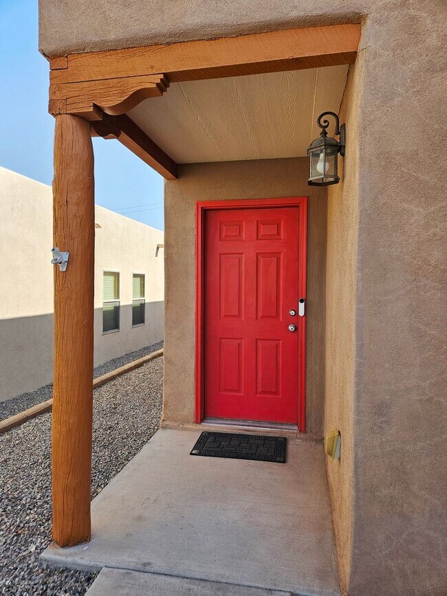 Foto del edificio - On Grid Solar Panels