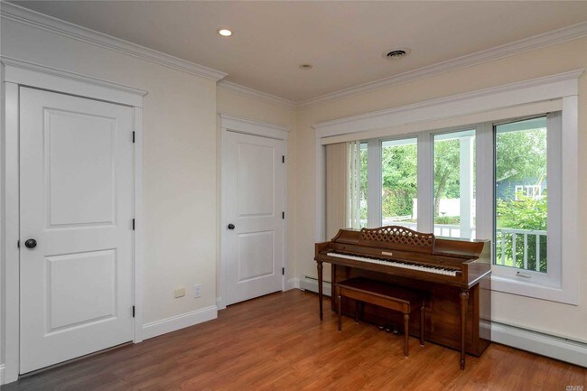 Foto del edificio - 1805 Noble St