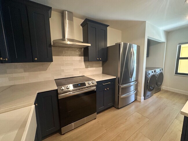 Foto del edificio - 2920 SW 22nd Cir