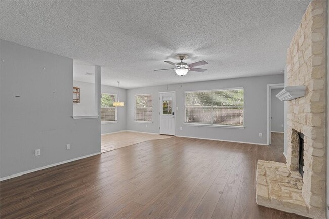 Foto del edificio - 913 Dover Pass