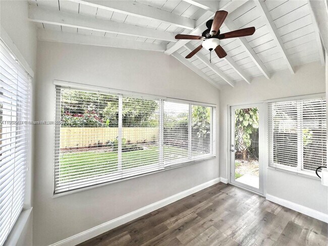 Foto del edificio - 5924 SW 41st St